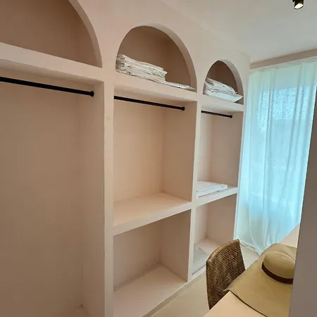 Villa Drymades Olea U16 *